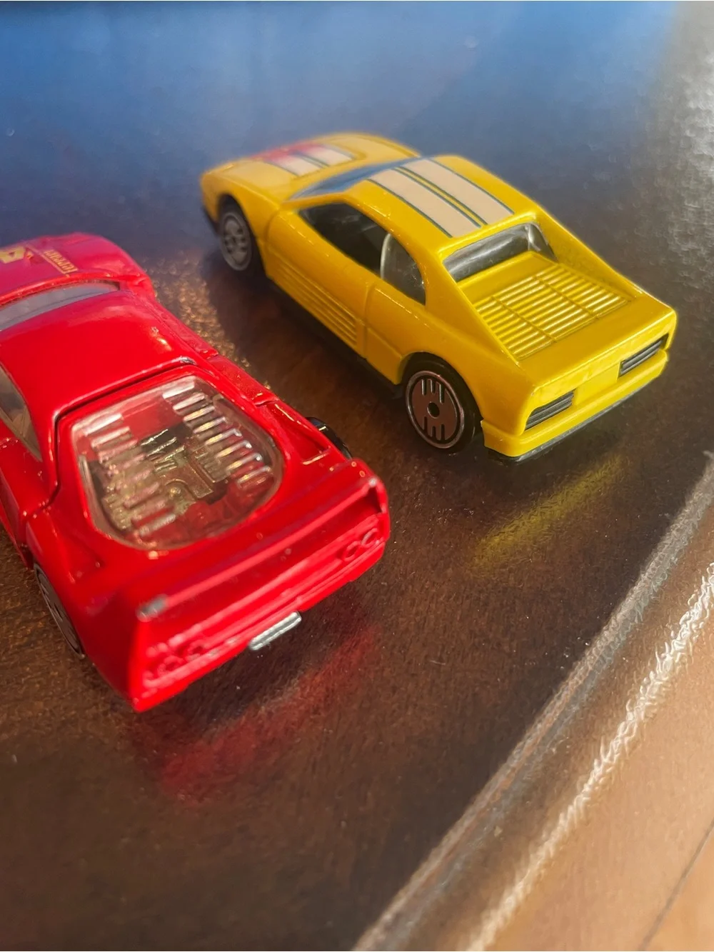 Collection of 2 hotwheels vintage 1:64 scale Diecast  Ferrari,s